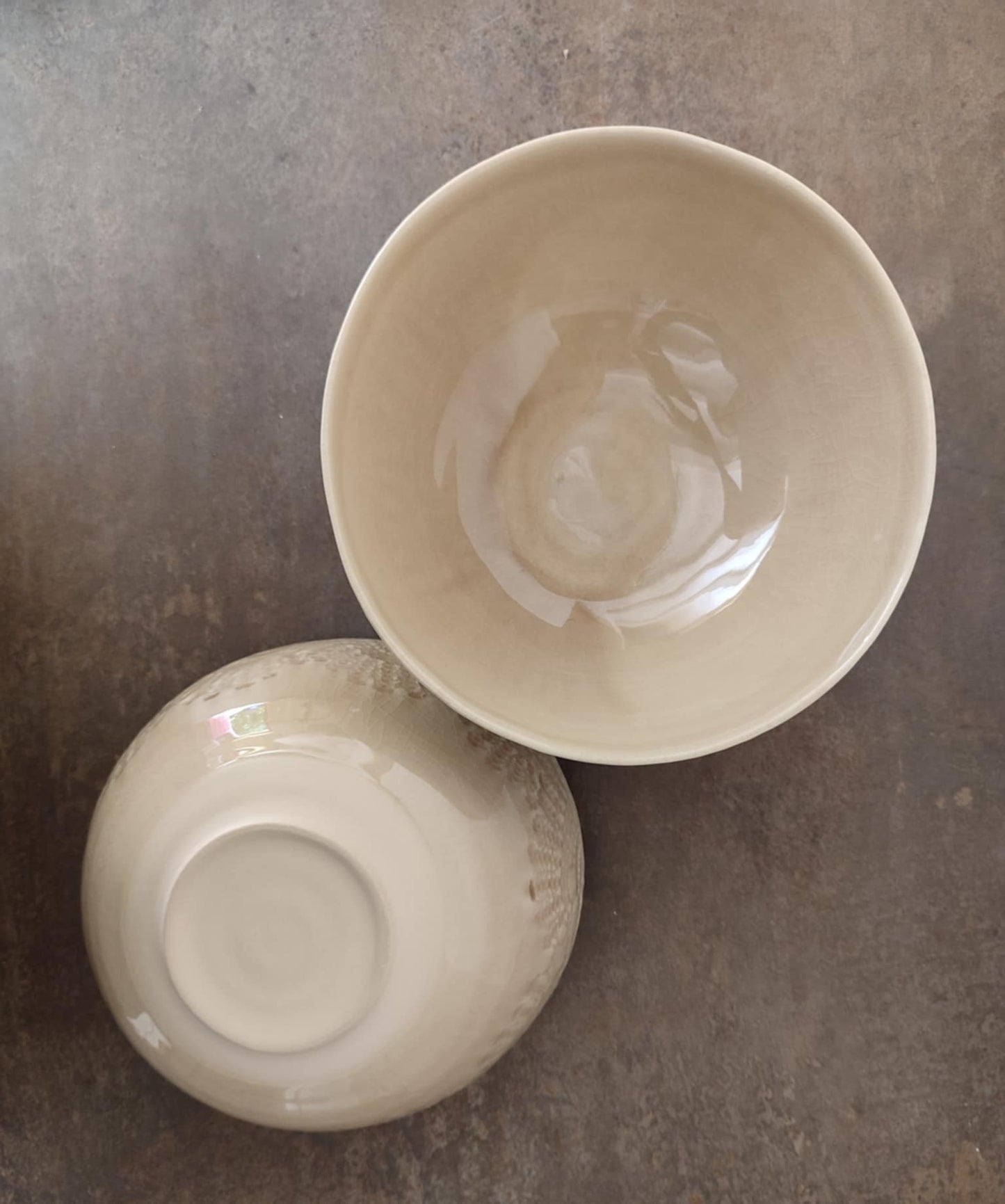 Saladier beige en grès