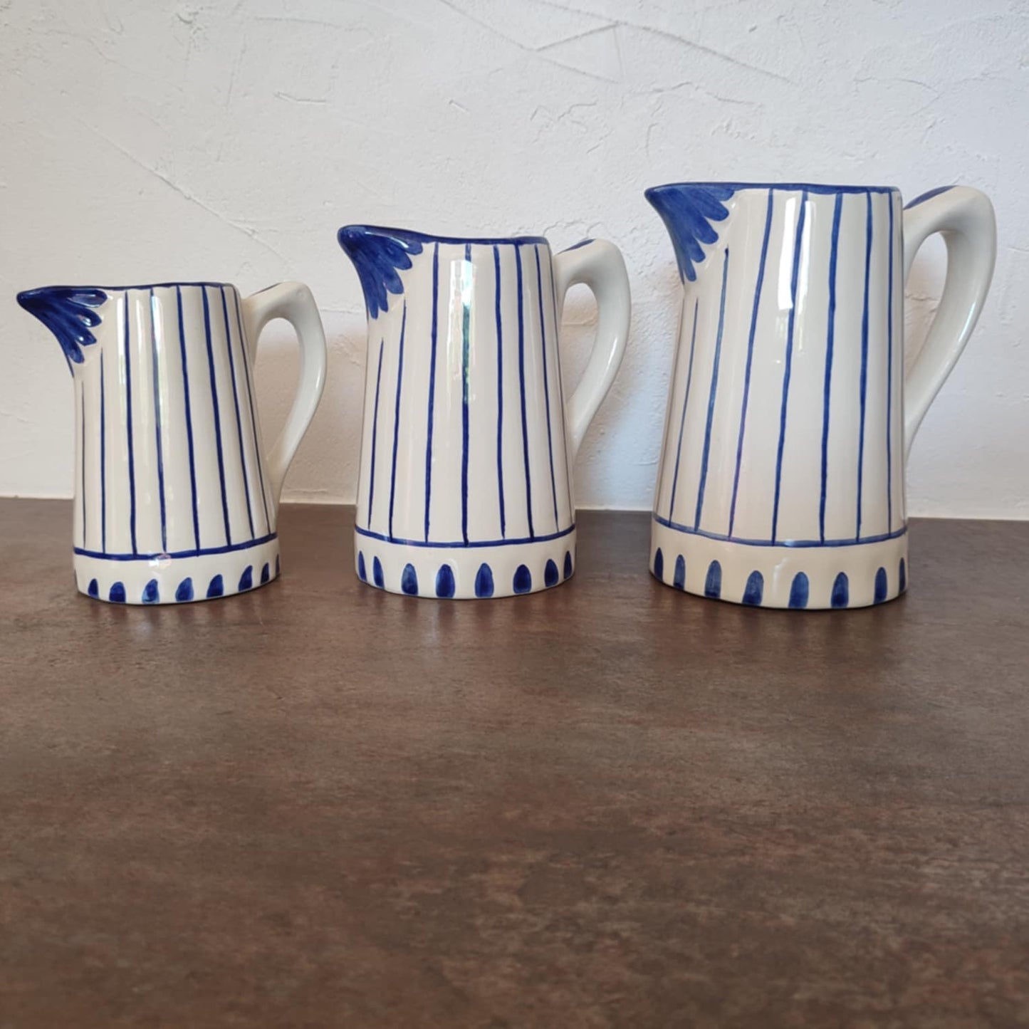 Pichet traditionnel à rayures bleues (1.750 L)