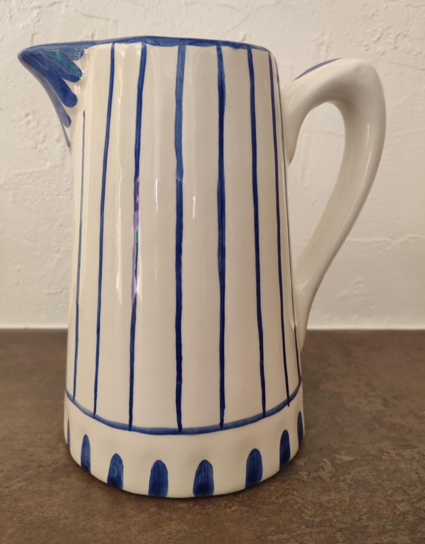 Pichet traditionnel à rayures bleues (1.750 L)