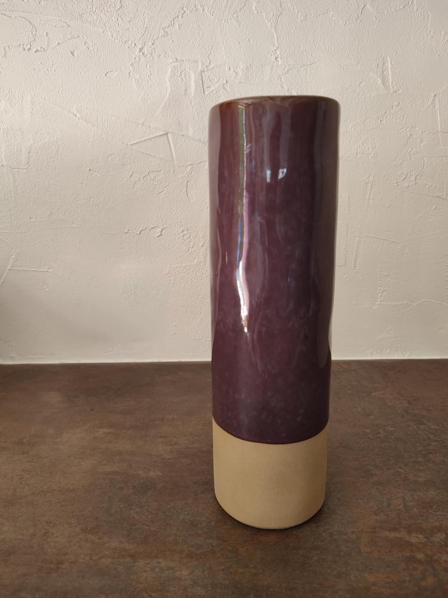 Grand vase en grès violet