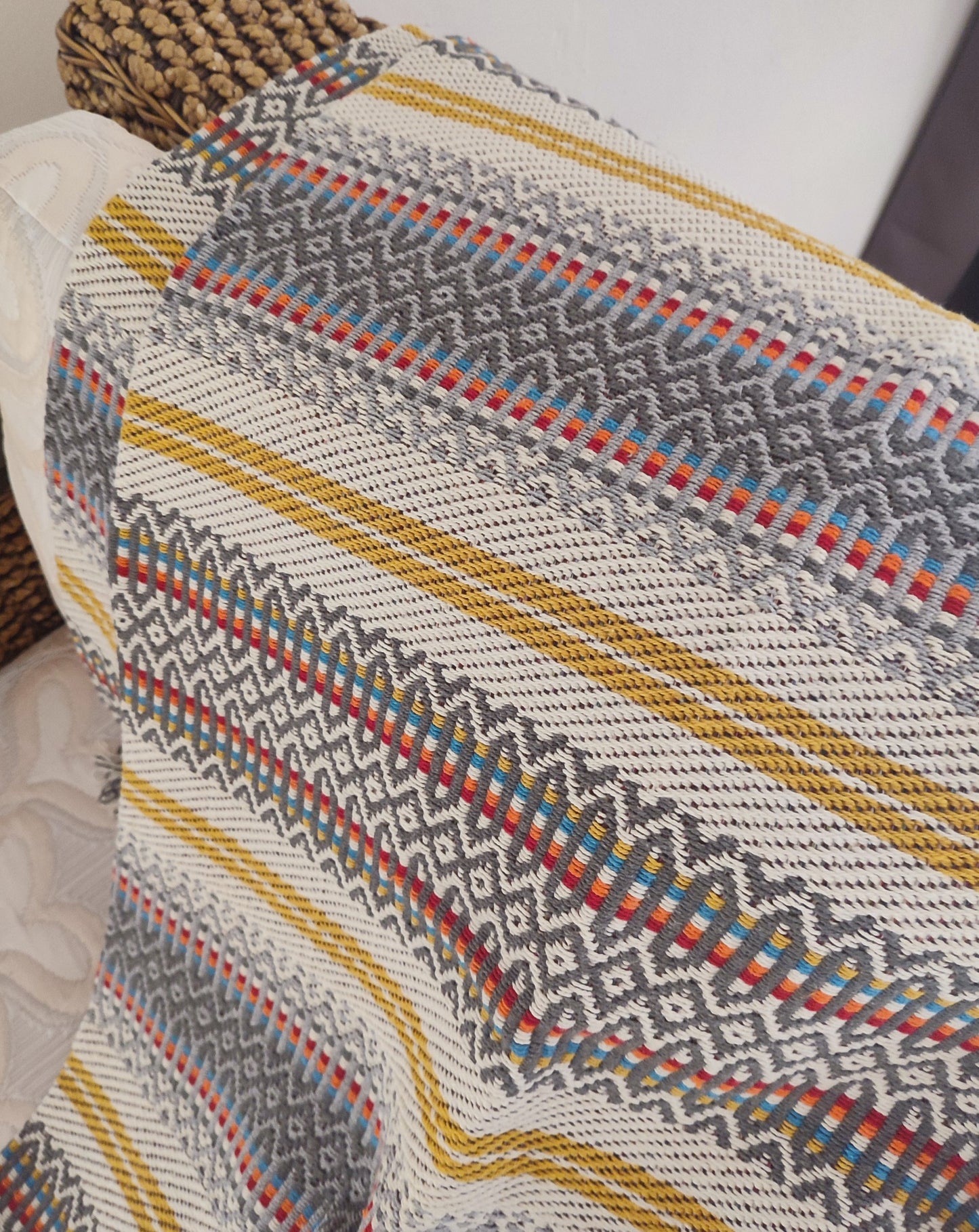 Plaid traditionnel portugais (Manta Alentejana) gris clair & jaune