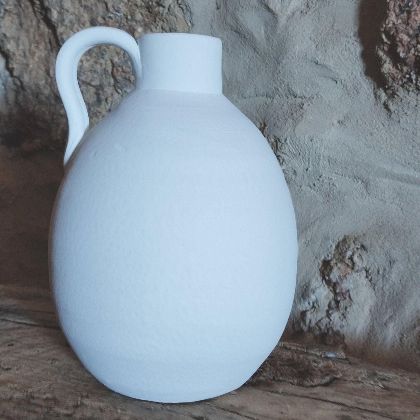 Jarre blanche en céramique
