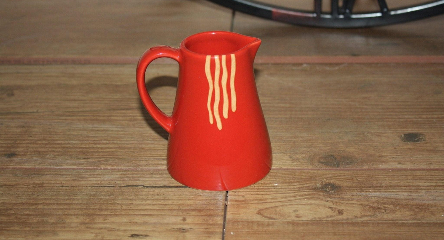 Petit pichet OU petit pot à lait