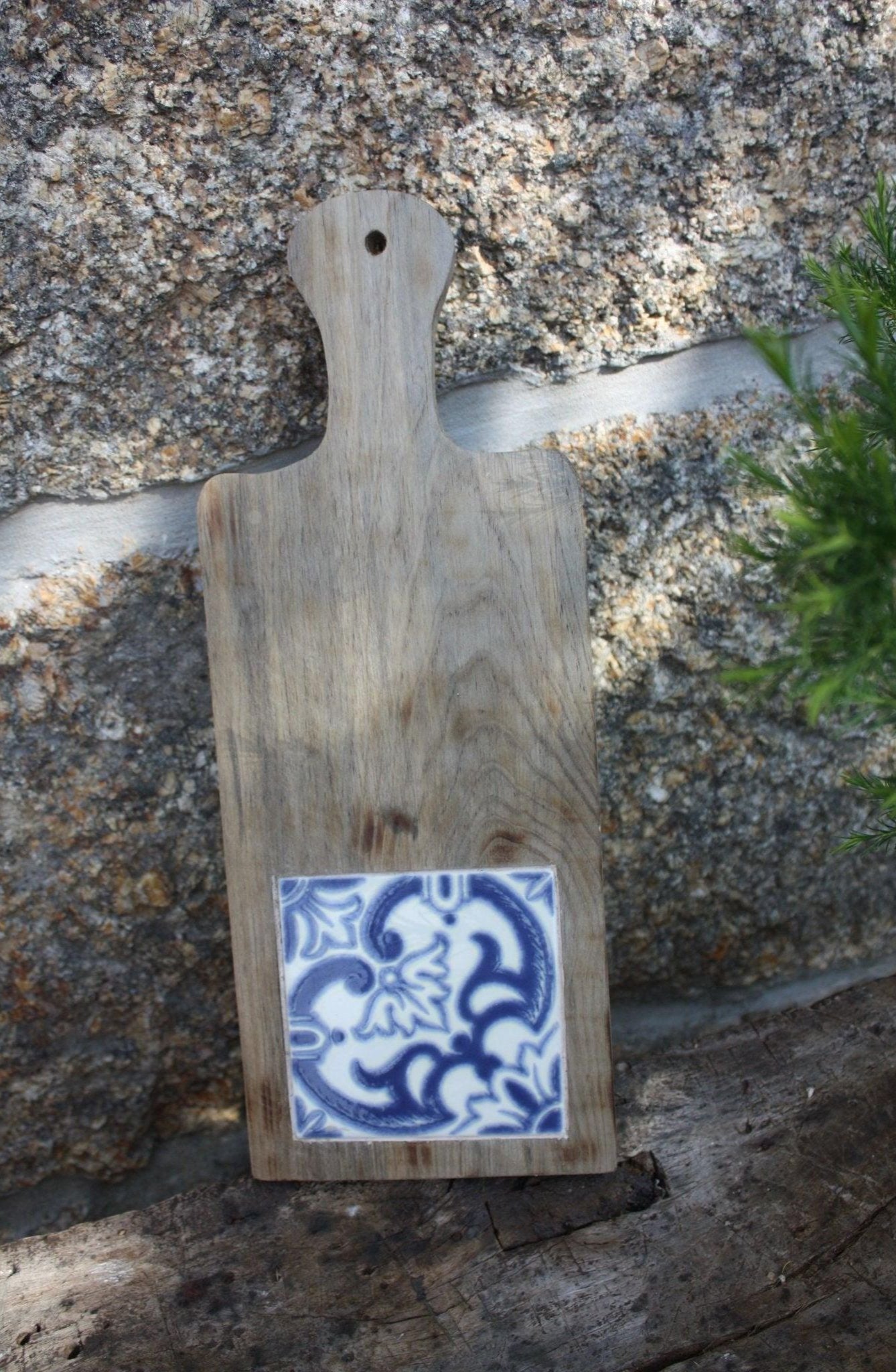 Planche en bois massif avec azulejos