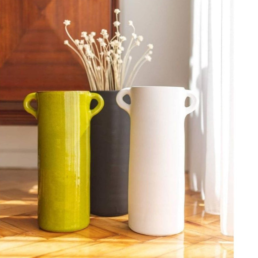 Vase en céramique vert