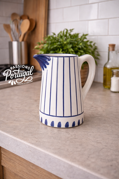 Pichet traditionnel à rayures bleues (0.750 L)