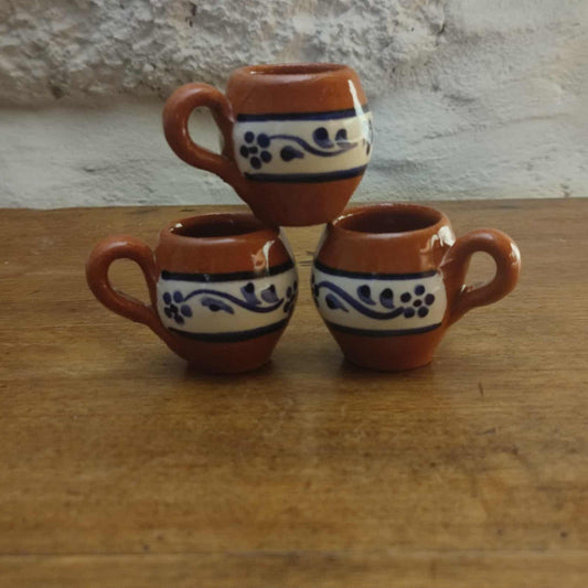 Mini-chope à liqueur en terre cuite rouge