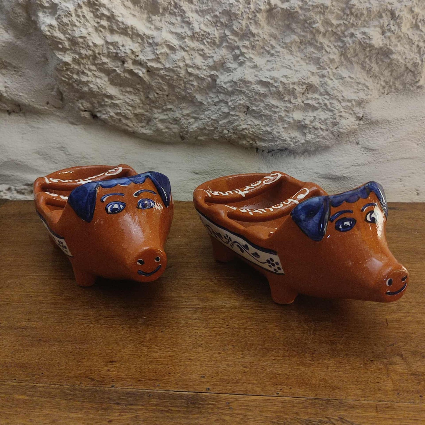 Grille pour chouriço grillé en forme de cochon, en terre cuite rouge "assador de chouriço"