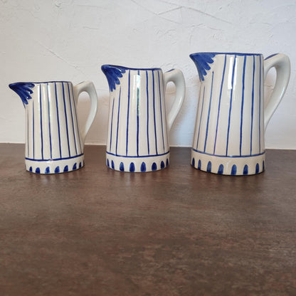 Pichet traditionnel à rayures bleues (0.750 L)