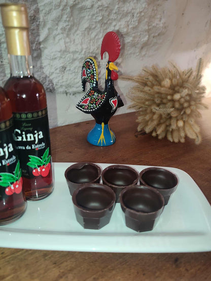 Coffret de liqueur "Ginja Serra da Estrela" avec 5 verres au chocolat