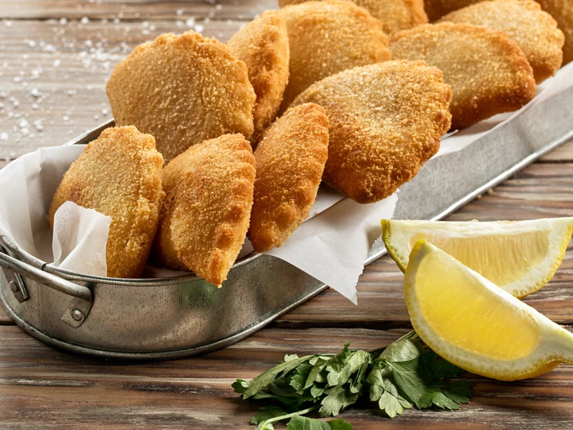 Coupe pâte demi-lune inox pour les "RISSOIS"