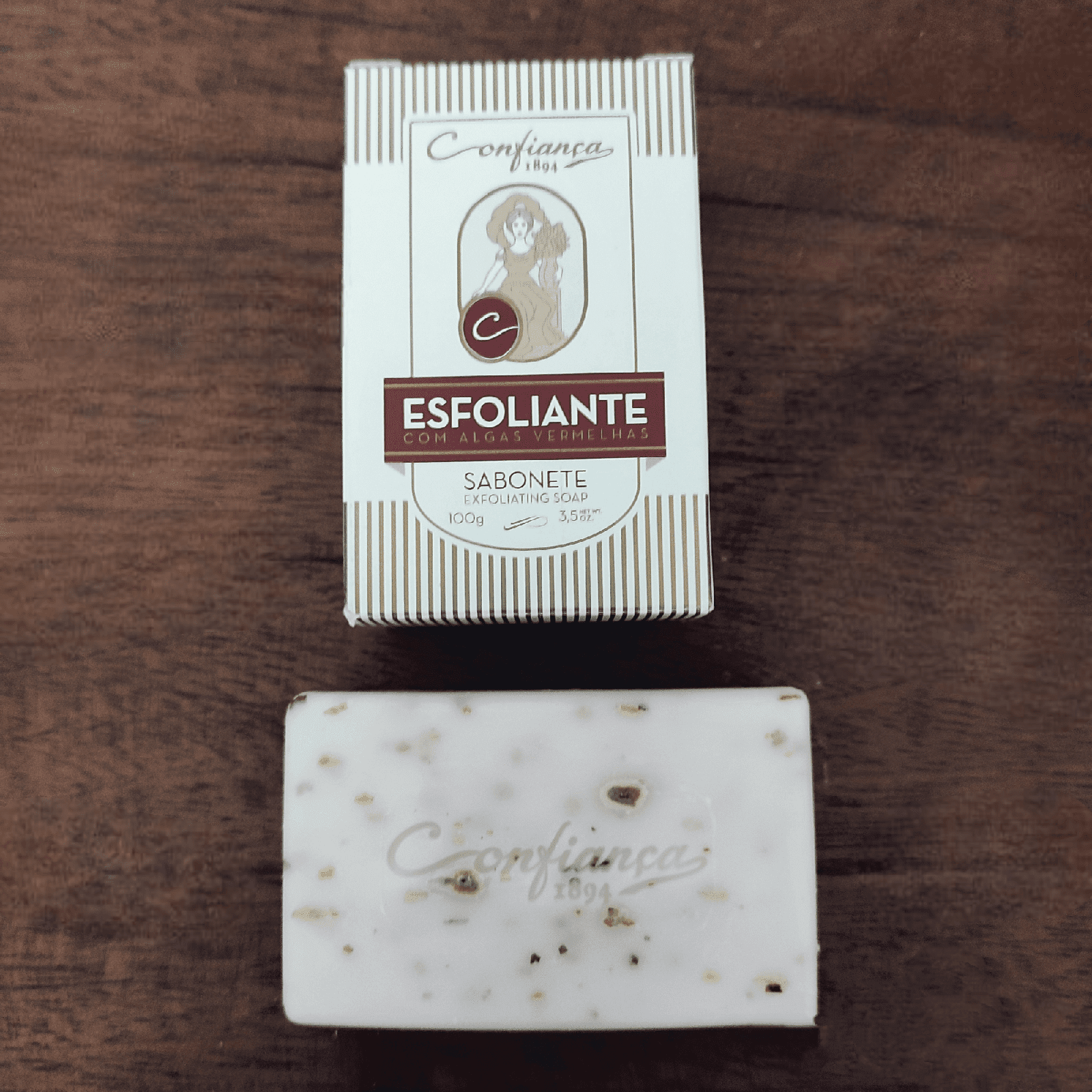 Savon exfoliant aux algues rouges