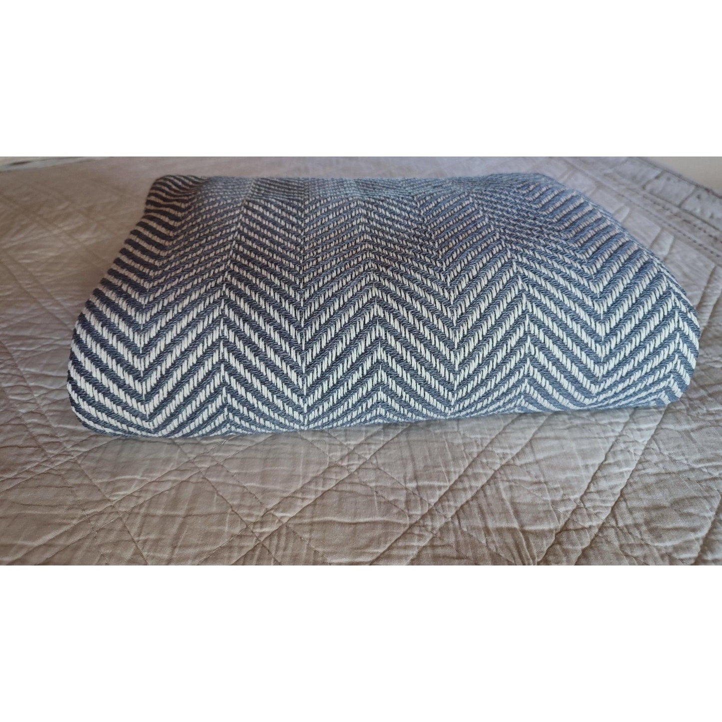 Plaid motif CHEVRON -100% coton gris