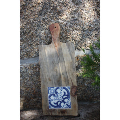 Planche en bois massif avec azulejos